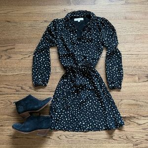 LOFT Petite V-Neck Tiered Dress / 00P / Black